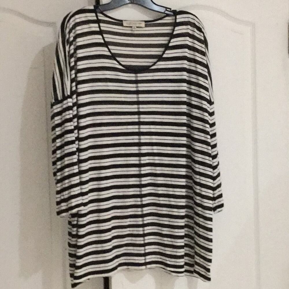Jones New York 3x Black white top worn once